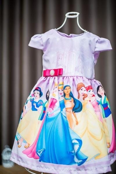 vestido de criança de princesa